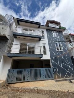 Iris Groove Ooty by Avkanz - 1