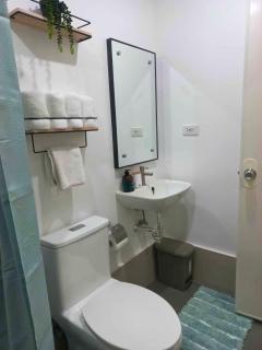 Resort-Style Studio - WV Towers 2 - Your Iloilo Escape - 5