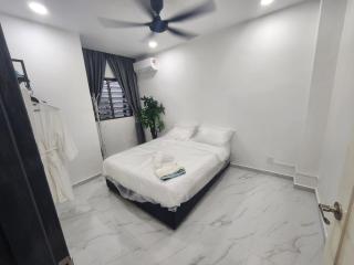 Bukit Indah Homestay - 9