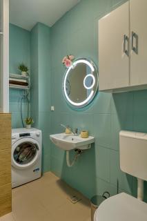 Glow Central Apartment - 3