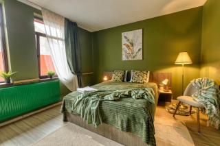 Glow Central Apartment - 9