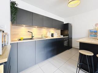 Superbe Appart 2ch, clim, terrasse, pkg, wifi, tv - 6