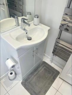 Modern Luxury Chelsea Apt - Kings Road - 2 Bedroom - 7