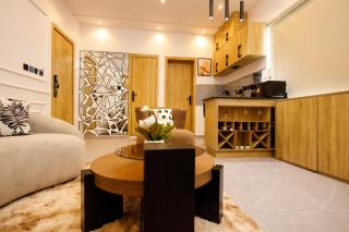 Luxe Beachfront Apartment Lagos - 7