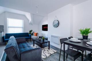 Charming home with free parking - 9