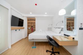 The Color Kata - Kata Beach - 7