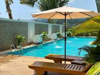 10 minutes to reach the karon beach, with free swimming pool and gym, WIFI - 0