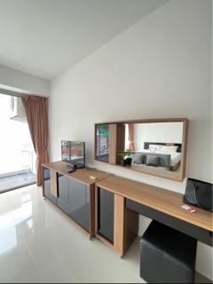 10 minutes to reach the karon beach, with free swimming pool and gym, WIFI - 4