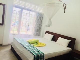 Mum & Dad House - 3