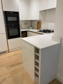 Peaceful duplex apartment with patio in Central London - 4