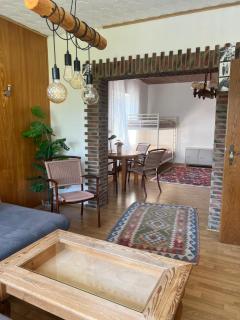 FIRMENUNTERKUNFT Mert Betten 3 Zimmer - 5