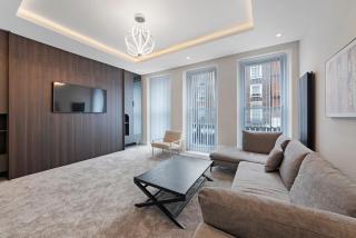 Upscale Upper Berkeley Street Townhouse by BeMyGuest - 2