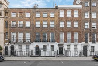 Upscale Upper Berkeley Street Townhouse by BeMyGuest - 3