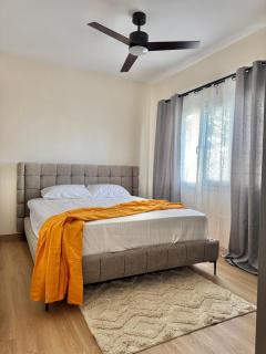 Modern 2BR Steps from the Sea - 4