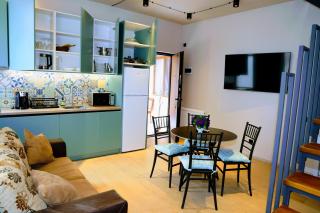 Italian-Style Home in the Heart of the City - 3