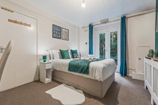 Stylish 3 Bed Fulham Sleeps 10, Stamford Bridge - 8