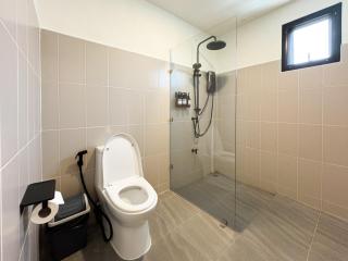 Blue & Teak 336 Stay with private bath - 5