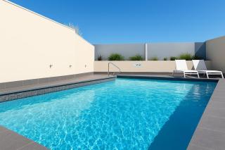 High-Floor 2BR Ocean View Escape - 3