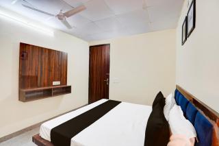 Hotel O Crystal Inn - 1