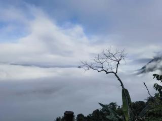 Camp above the clouds in Nong khiaw - 1