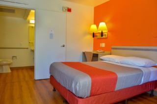Motel 6-Santa Nella, CA - Los Banos - Interstate 5 - Santa Nella - 6