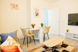 Cozy 2BR Flat Near Cardiff City Centre Stadium Shops Uni - 6