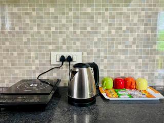 Royal Paradise Inn - 3