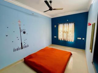 Royal Paradise Inn - 5