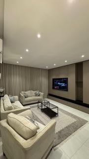 شقة المطار بصالة وجلسة خارجية - 3