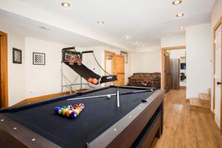 Spacious Mountain Chalet - Park City, Near 7 Ski Resorts, Game Room, 4 Balconies - 7