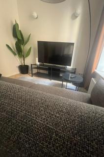 Niedras place -  - 7