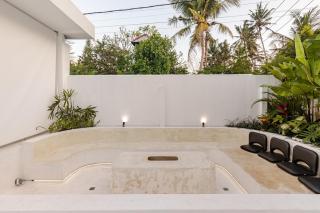 3BR Spa Villa, Outdoor Cinema, Sauna & Ice Bath - 2