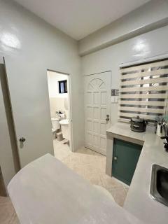 Cozy 2-3 Pax Room w Kitchen Station - 3