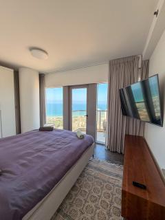 Spacious Sea View Apartment in Neve Tzedek Tower - 2