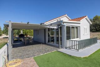 Nane Garden house with heated pool - 6