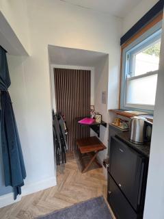 The Guest Room at Champs Cottage - 6