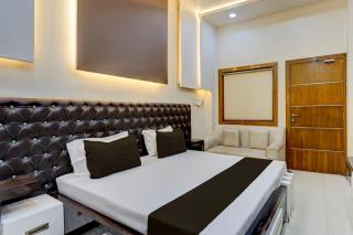 Hotel O Crystal Crown - 8