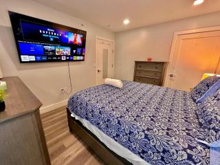 The Classy Suite - 2BR with Free Parking - 2