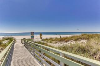 Beachfront Condo with Resort Amenities and Ocean Views - 8