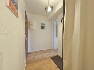 Sea view Studio, fully-equipped, TV & WiFi - 2