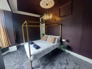 Luxury 2 Bedroom Clifton Duplex - 9