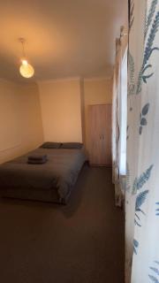 Guest House Albany Road - 1