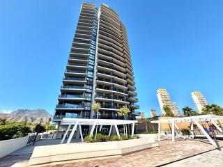 SAKURA LUXURY Poniente Beach - 1