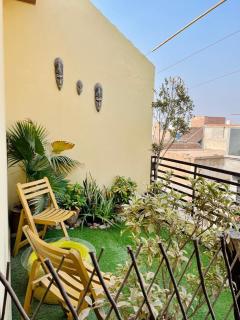 Peaceful Double Story House with Terrace & Garage - 7