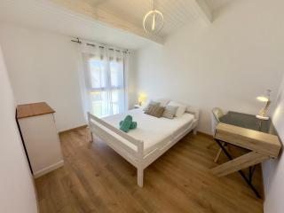 Casa Mynka - Calme - Clim réversible centralisée - Wifi - Bureaux - Parking - Equipements bébés- Sudséjourconciergerie - 5