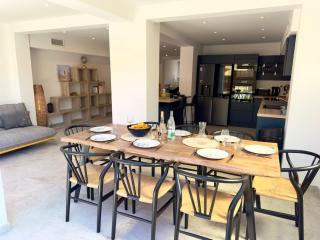 Casa Mynka - Calme - Clim réversible centralisée - Wifi - Bureaux - Parking - Equipements bébés- Sudséjourconciergerie - 8