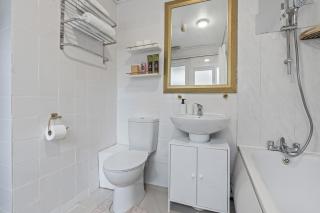 Stylish 3 Bed Apartment Heart Of Fulham - 7