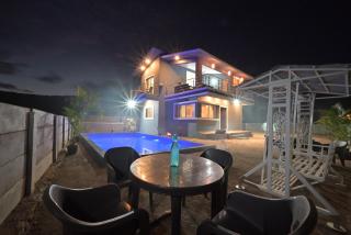 ll EMPYREAN STAY ll MIRAGE CHALET ll 4BHK ll AC ll LARGEST POOL ll - 3