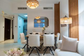 Modern Apartment - Calm Luxe Retreat - 7