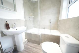 Great Airport Sleep PRIVATE bathroom in all ROOMS - 7